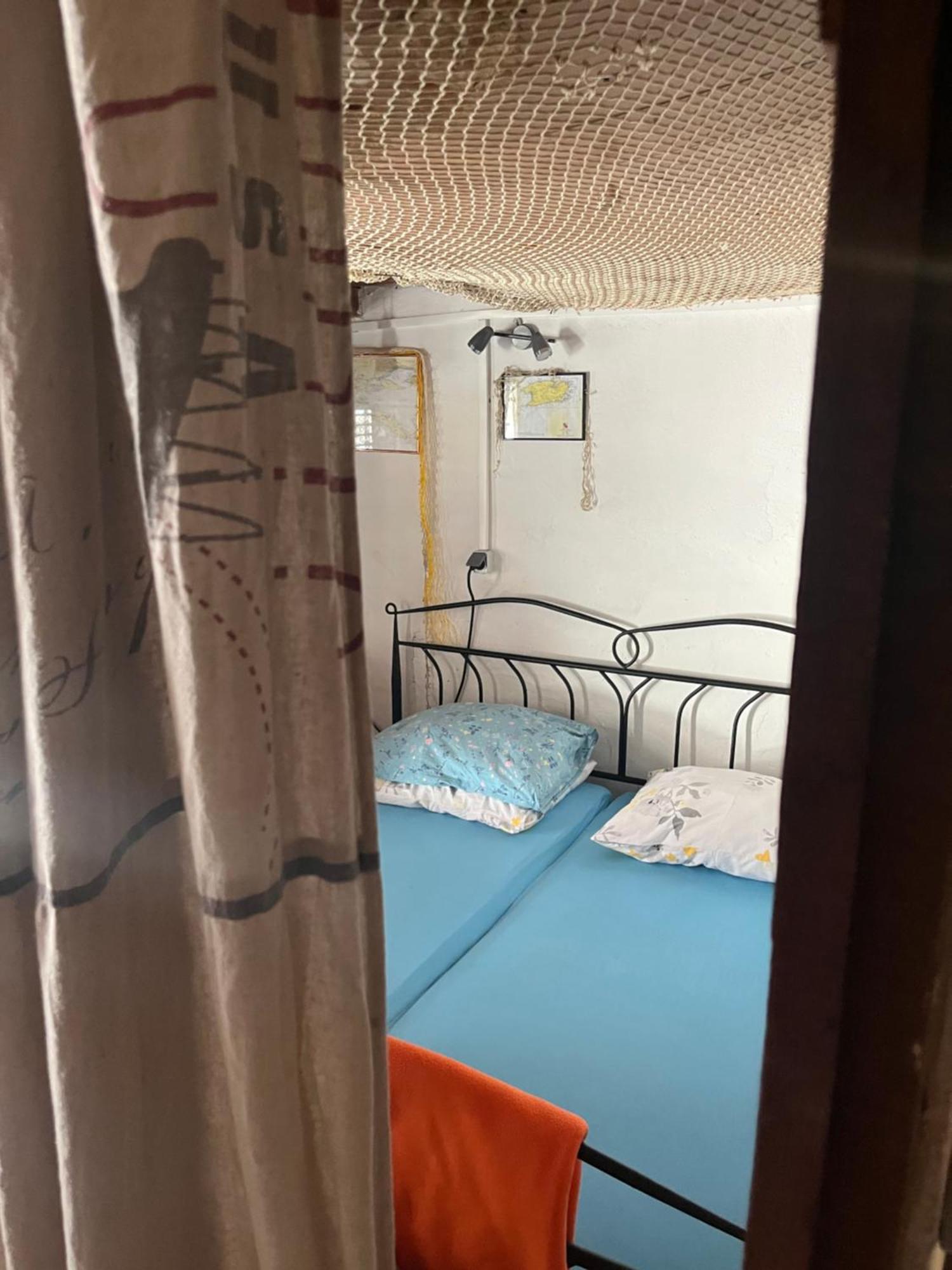 Holiday Home Stiniva Вис Экстерьер фото